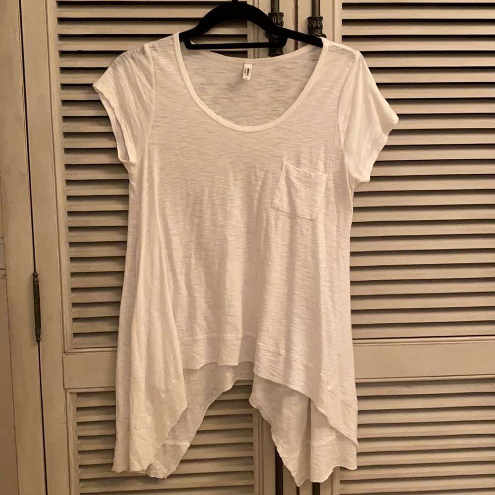 Michelle white t shirt